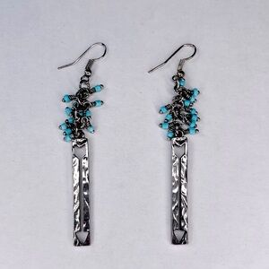 ***💲BOGO 💲*** turquoise bead, and arrow earrings